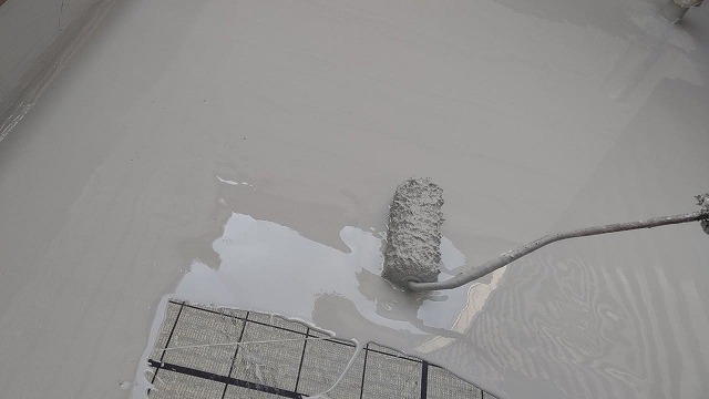 施工中のウレタン防水